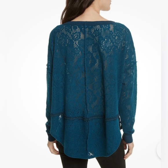 Free people Jewel Blue Not Cold In This Floral Brushed Lace Knit , sz medium - Picture 2 of 9